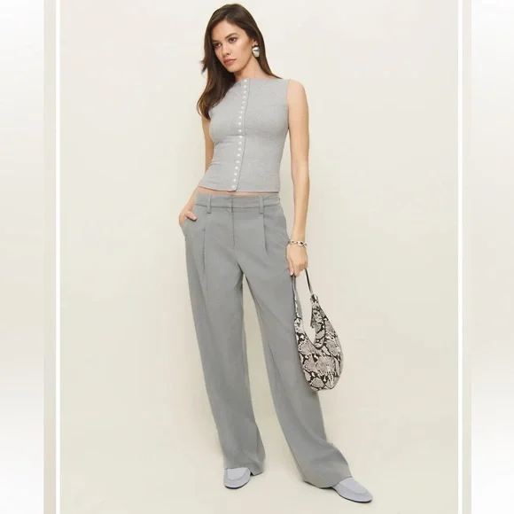 Reformation Julie Knit Top in Heather Grey , Medium - Picture 2 of 2